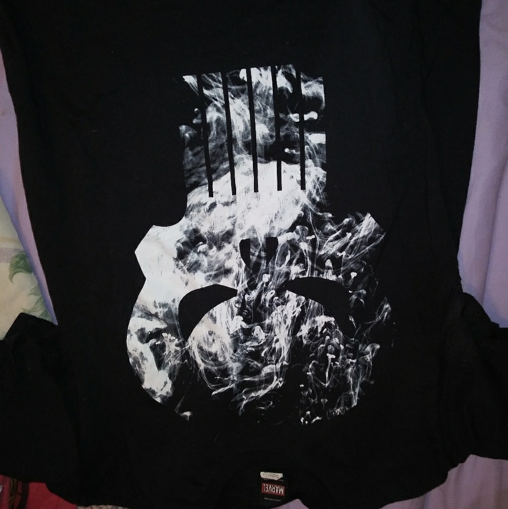 Tee shirt